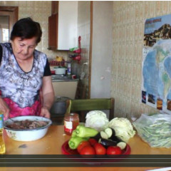 Koken met grootmoeder (Armenië): Tolma